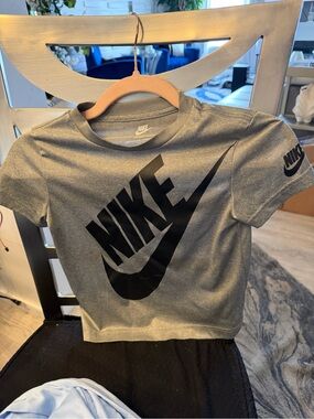 Nike Kids Heather Gray Tee with Black Swoosh Logo